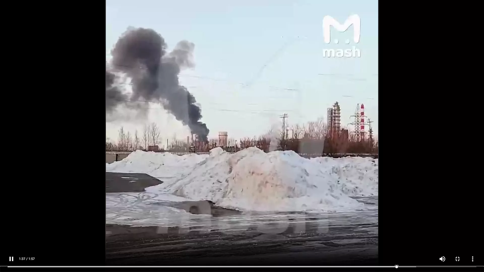 Появилось видео момента атаки беспилотников на НПЗ в Рязани ⋆ Ридер Новости